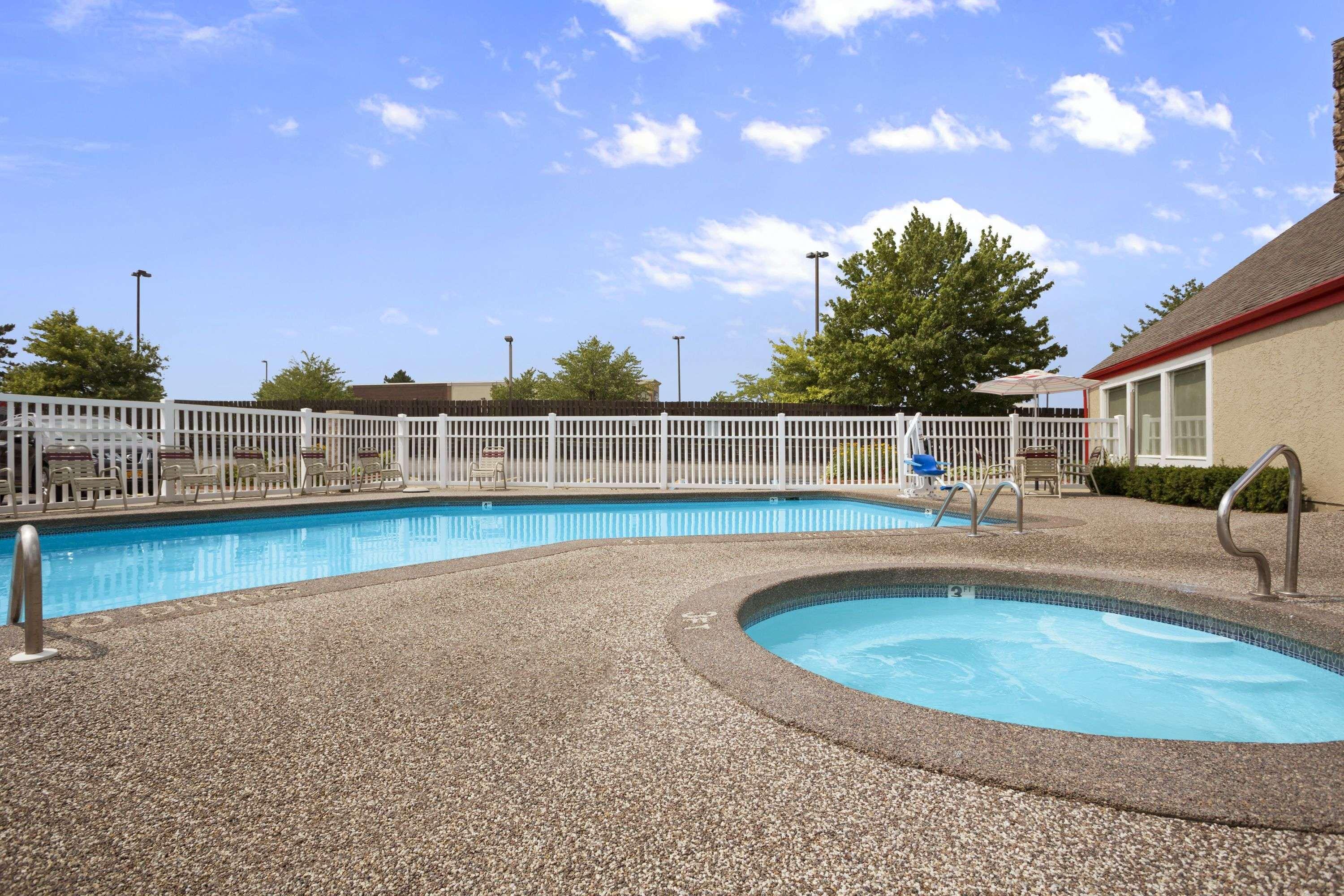 Affordable Suites Of America Grand Rapids Kentwood Exteriér fotografie